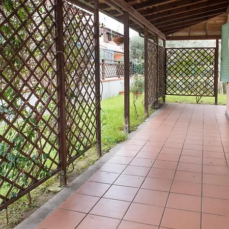 M304 - Marcelli, Trilocale Con Ampio Giardino Apartamento