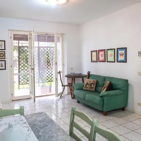 Apartment M304 - Marcelli, Trilocale Con Ampio Giardino